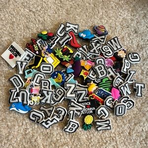 82 Random Croc Charms